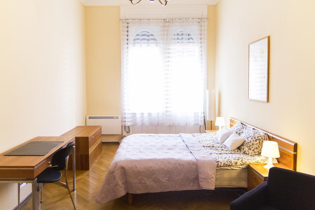 Apartament Rakoczi 57 Budapeszt Zewnętrze zdjęcie